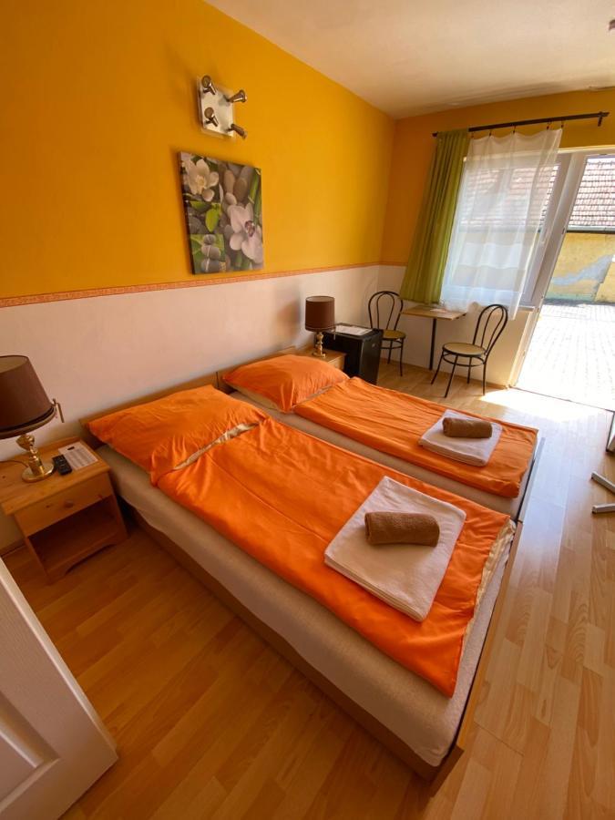 Appartementhaus 5. Jahreszeit Heviz Ngoại thất bức ảnh